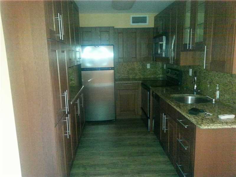 16465 Northeast 22nd Ave, Miami, FL 33160