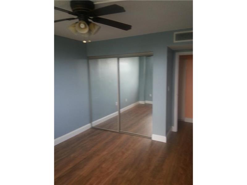 16465 Northeast 22nd Ave, Miami, FL 33160