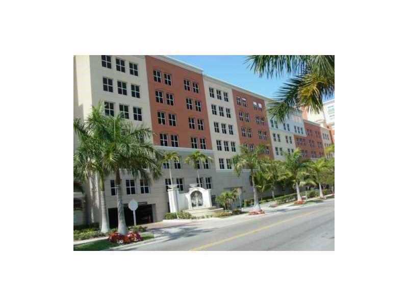 17150 North Bay Rd, Sunny Isles Beach, FL 33160