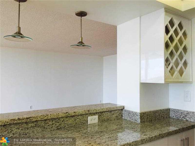 18021 Biscayne Blvd 1201, Aventura, FL 33160