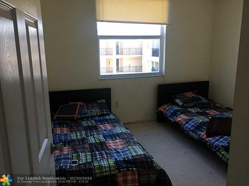 17100 N BAY RD 1911, Sunny Isles Beach, FL 33160