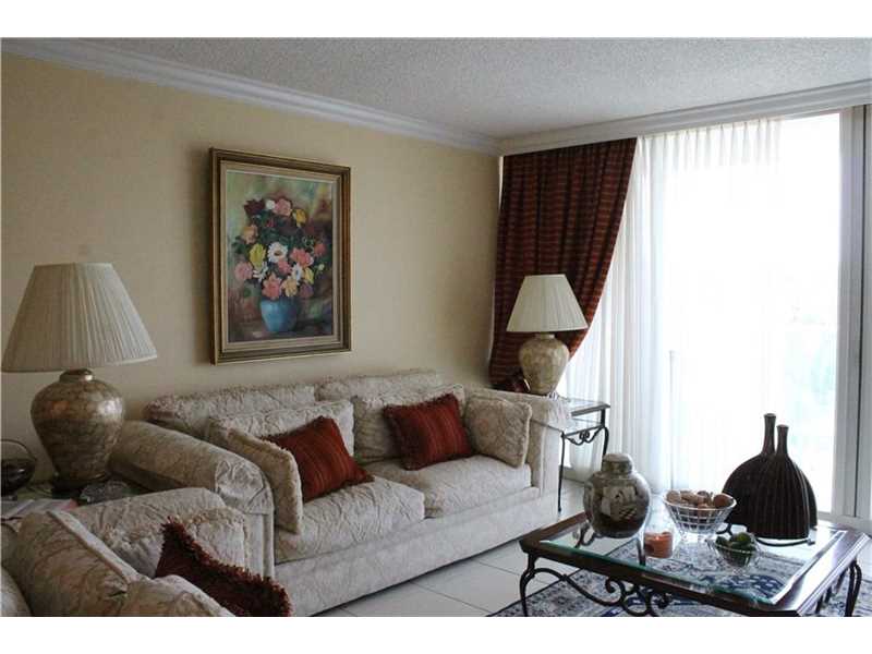 100BAYVIEW DR, Sunny Isles Beach, FL 33160