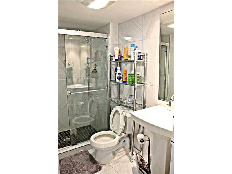 100Bayview, Sunny Isles Beach, FL 33160