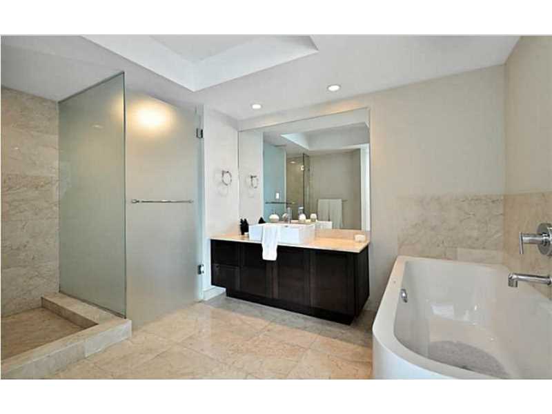 250 Sunny Isles Blvd 3-1004, Sunny Isles Beach, FL 33160