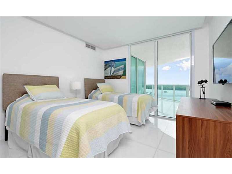 250 Sunny Isles Blvd 3-1004, Sunny Isles Beach, FL 33160