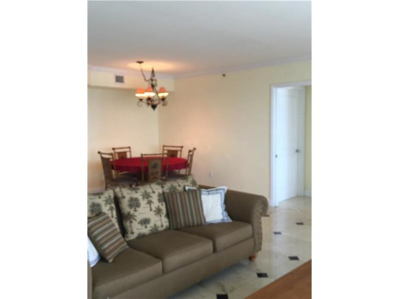 18911Collins Ave, Sunny Isles Beach, FL 33160