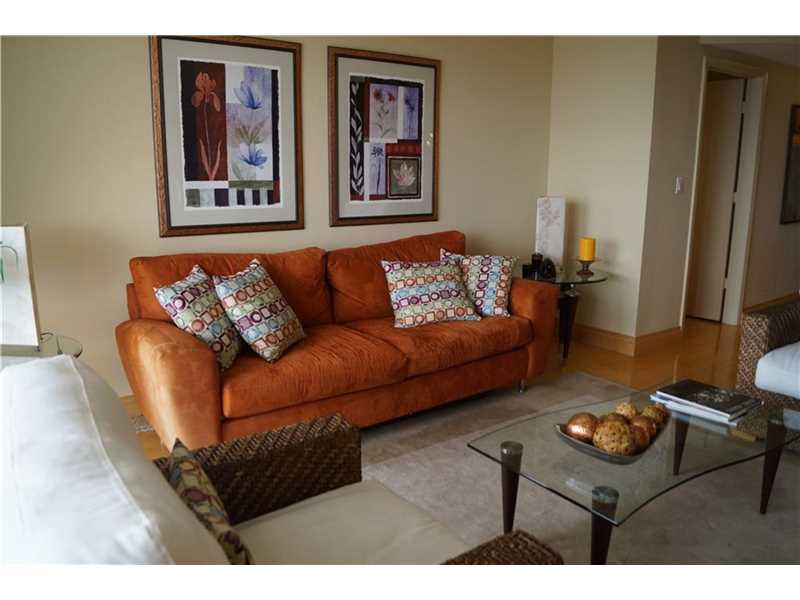 7000Island Blvd, Aventura, FL 33160