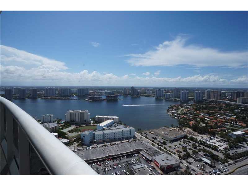 18101Collins Ave, Sunny Isles Beach, FL 33160
