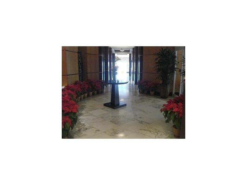 16699Collins Ave, Sunny Isles Beach, FL 33160