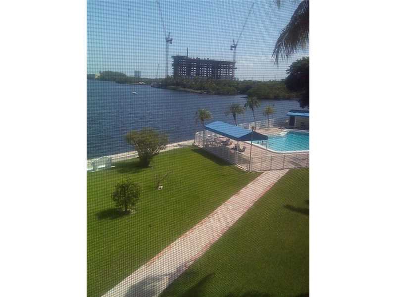 2859Leonard Dr, Aventura, FL 33160