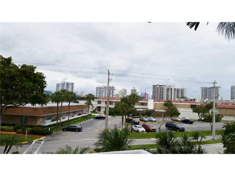 2999 Point East Dr C206, Aventura, FL 33160