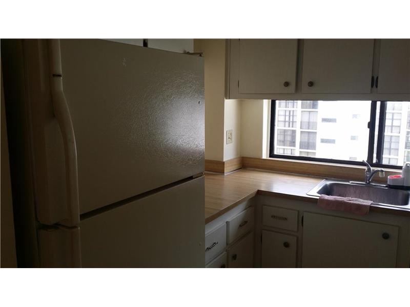 16909 North Bay Rd, Sunny Isles Beach, FL 33160