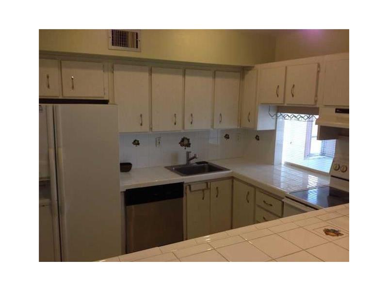250180th Dr, Sunny Isles Beach, FL 33160