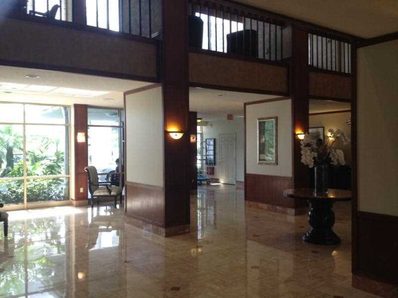 2851 Northeast 183rd St, Aventura, FL 33160