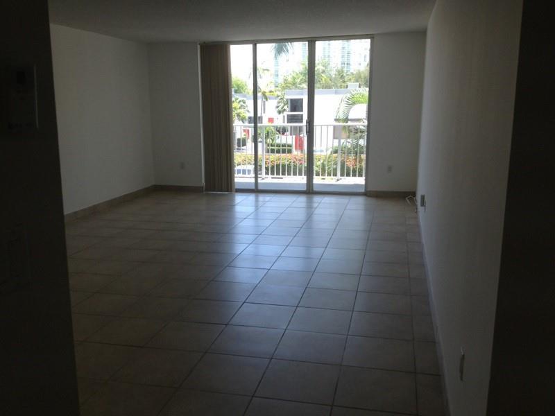 2851 Northeast 183rd St, Aventura, FL 33160