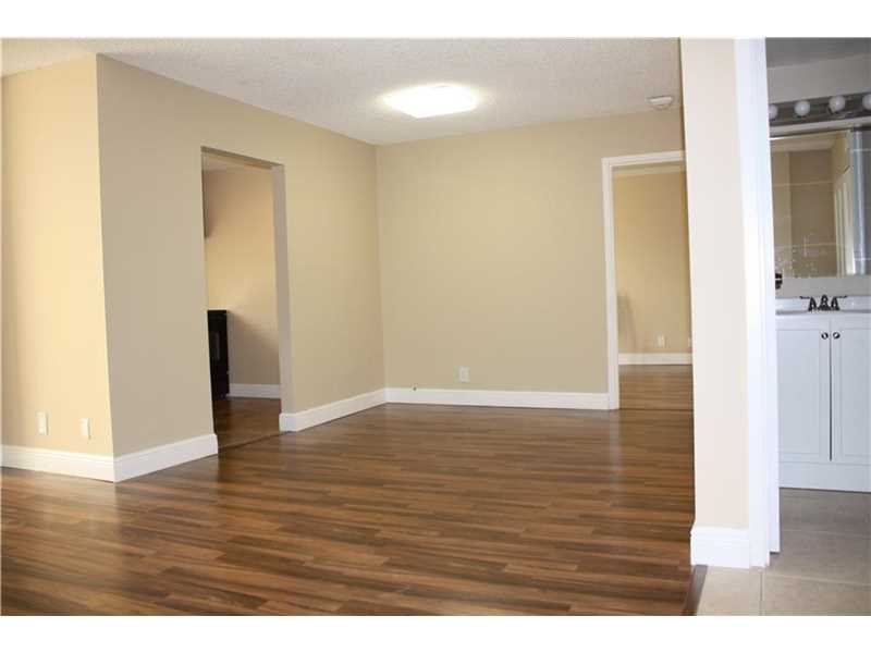 17021 North Bay Rd, Sunny Isles Beach, FL 33160