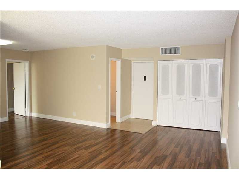 17021 North Bay Rd, Sunny Isles Beach, FL 33160