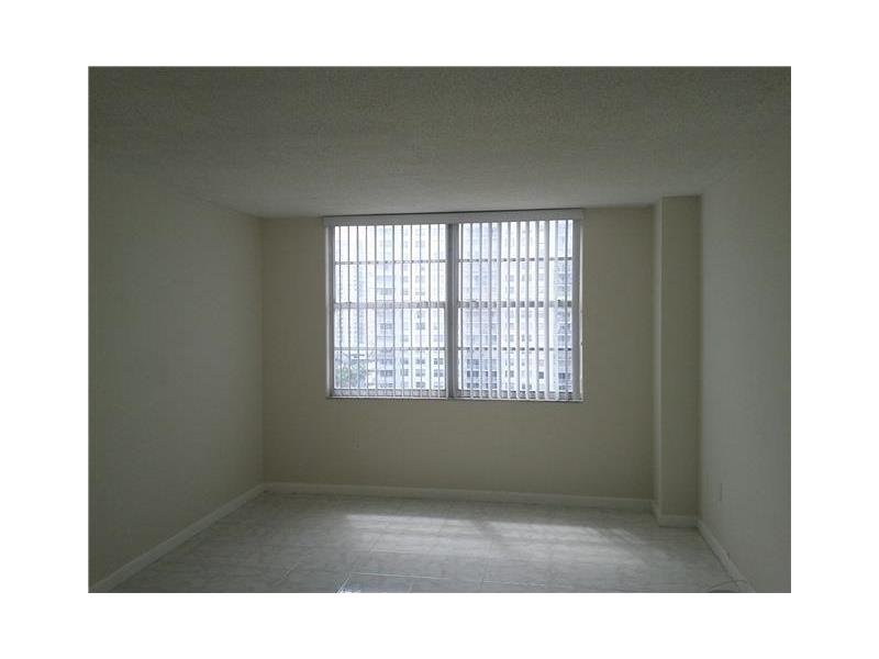 2851 Northeast 183rd St, Aventura, FL 33160