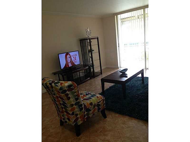 3849 Northeast 169th St, North Miami Beach, FL 33160