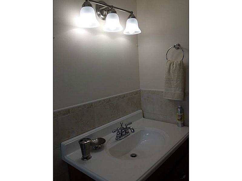 3849 Northeast 169th St, North Miami Beach, FL 33160