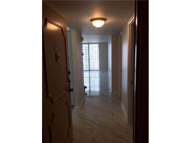2851 Northeast 183 ST, Aventura, FL 33160