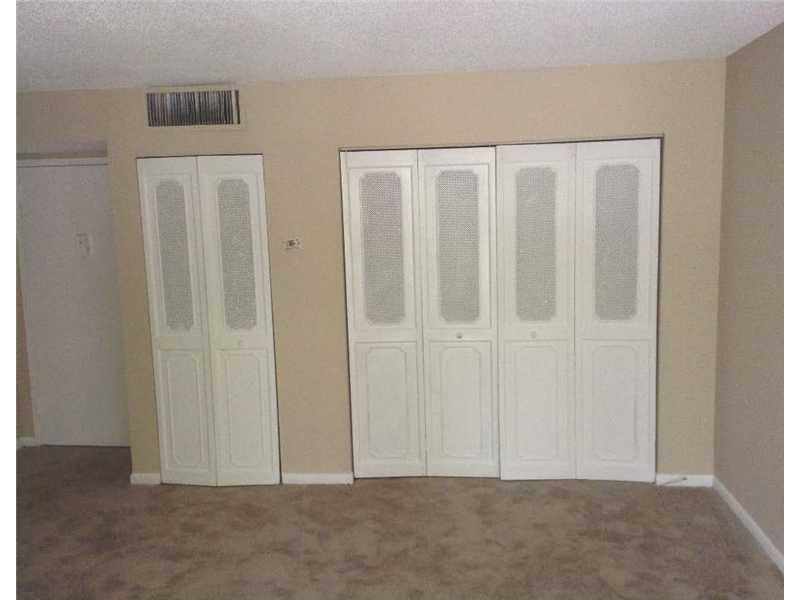 17021 North Bay Rd, Sunny Isles Beach, FL 33160