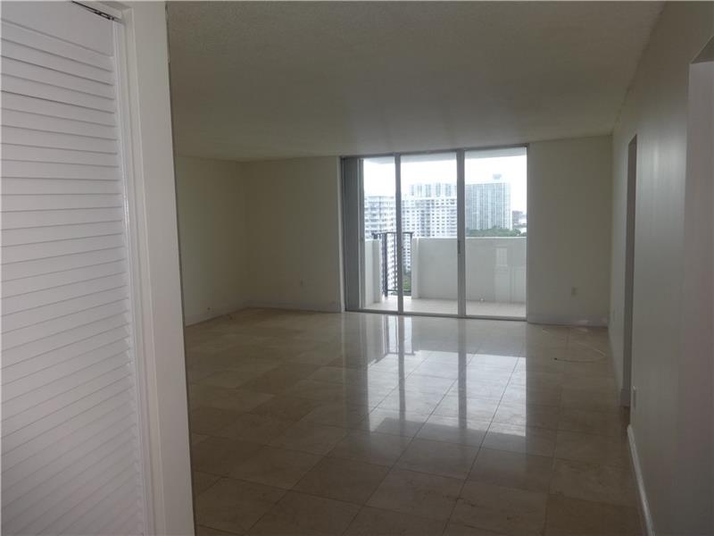 2750 Northeast 183rd St, Aventura, FL 33160