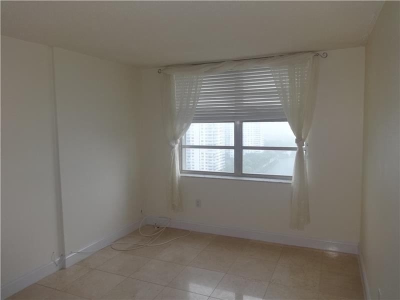 2750 Northeast 183rd St, Aventura, FL 33160