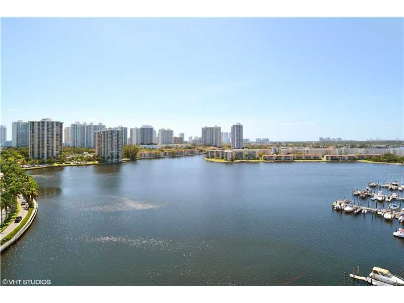 2780 Northeast 183rd St, Aventura, FL 33160