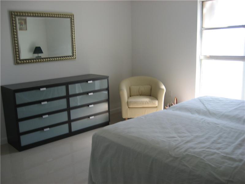 201178th Dr, Sunny Isles Beach, FL 33160