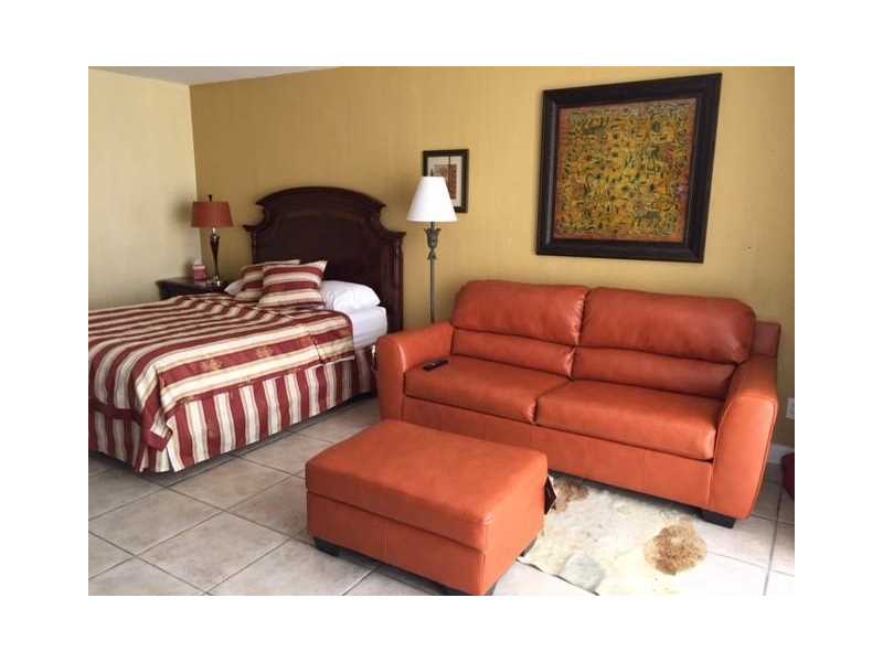 19201Collins Ave, Sunny Isles Beach, FL 33160
