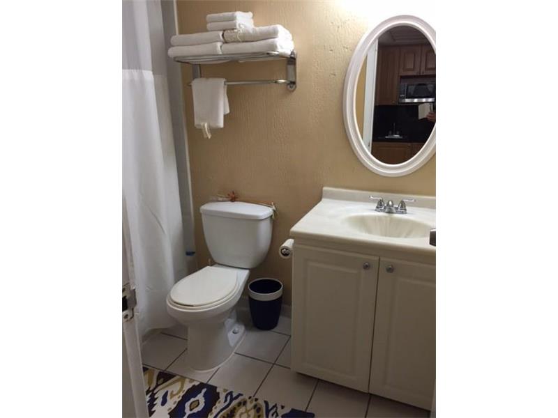 19201Collins Ave, Sunny Isles Beach, FL 33160