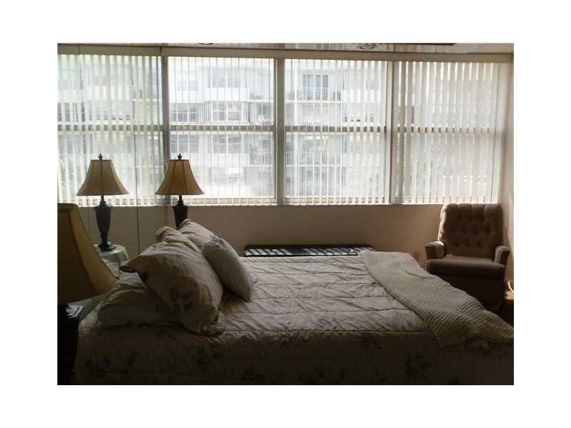16570 Northeast 26 AV, North Miami Beach, FL 33160