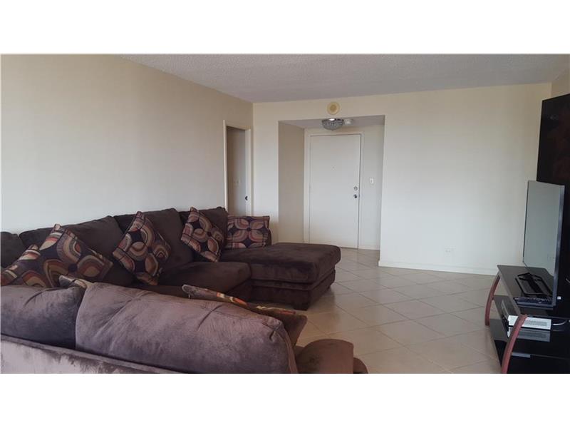 251174th St, Sunny Isles Beach, FL 33160