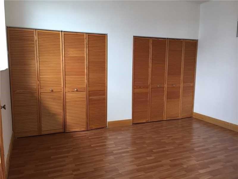 19380Collins Ave, Sunny Isles Beach, FL 33160