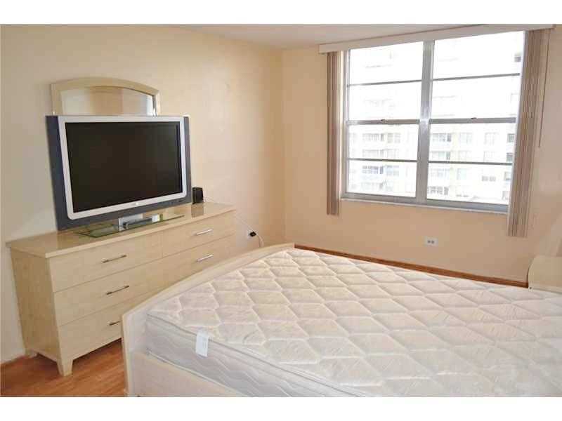 230174th St, Sunny Isles Beach, FL 33160