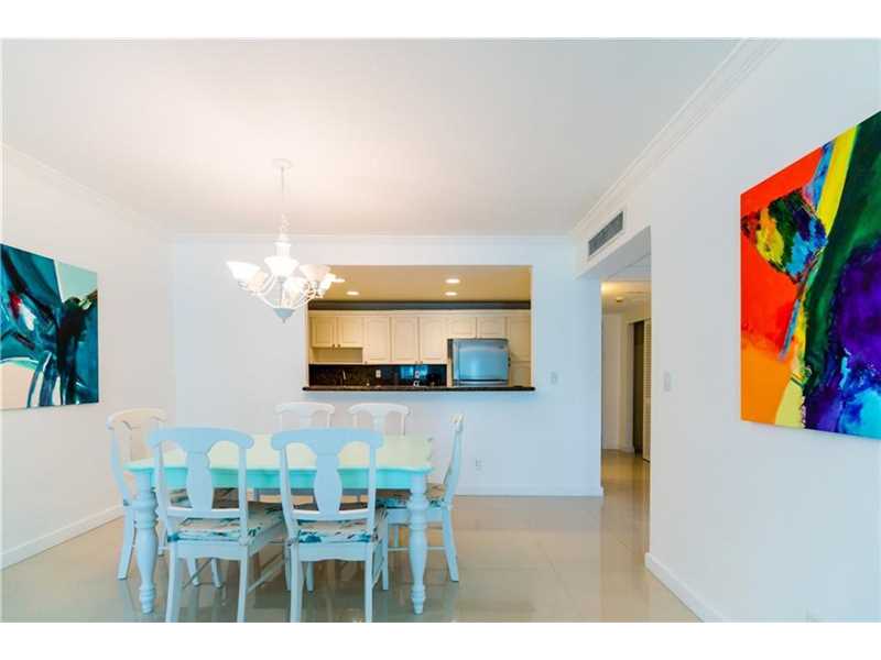 19390Collins Ave, Sunny Isles Beach, FL 33160