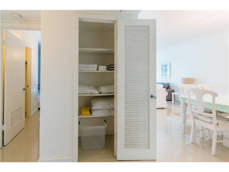 19390Collins Ave, Sunny Isles Beach, FL 33160
