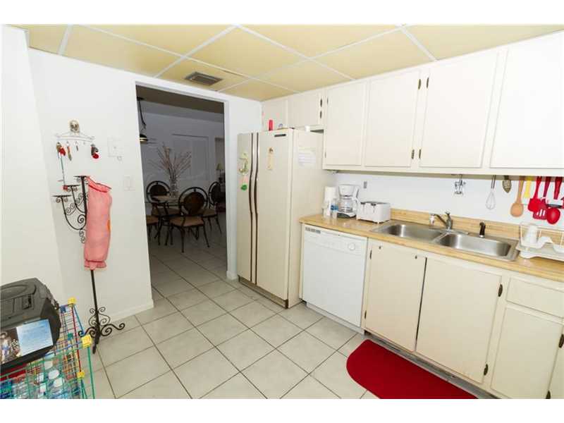 210174, Sunny Isles Beach, FL 33160