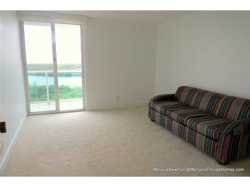 100Bayview Dr, Sunny Isles Beach, FL 33160
