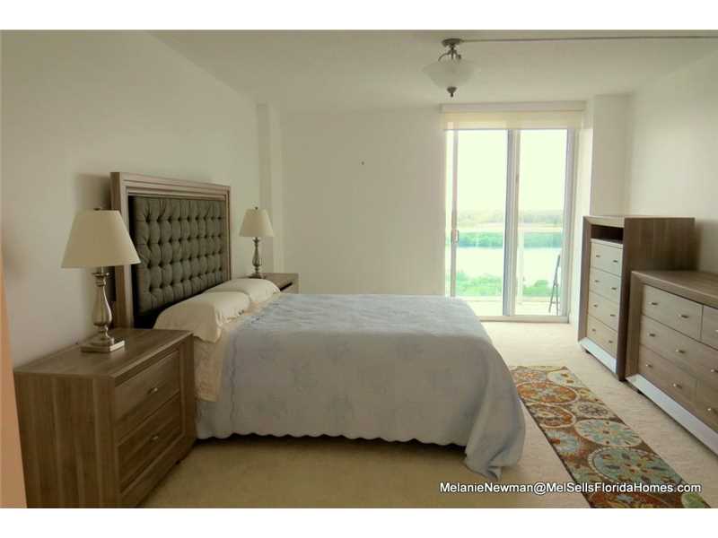 100Bayview Dr, Sunny Isles Beach, FL 33160