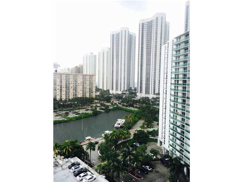 100Bayview Dr, Sunny Isles Beach, FL 33160
