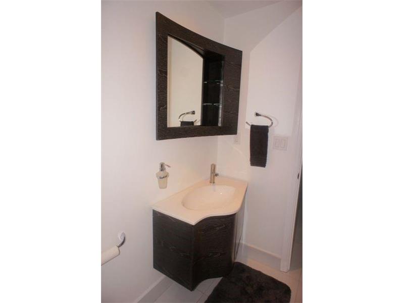 19390Collins Ave, Sunny Isles Beach, FL 33160