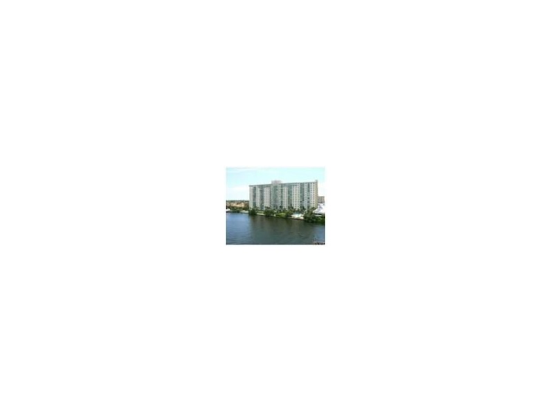 19390Collins Ave, Sunny Isles Beach, FL 33160