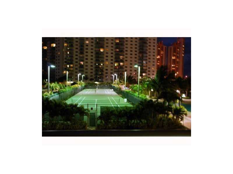 19380Collins Ave, Sunny Isles Beach, FL 33160