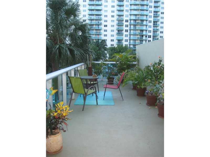 19380Collins Ave, Sunny Isles Beach, FL 33160