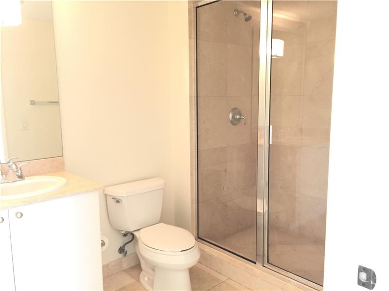 17555Atlantic Blvd, Sunny Isles Beach, FL 33160