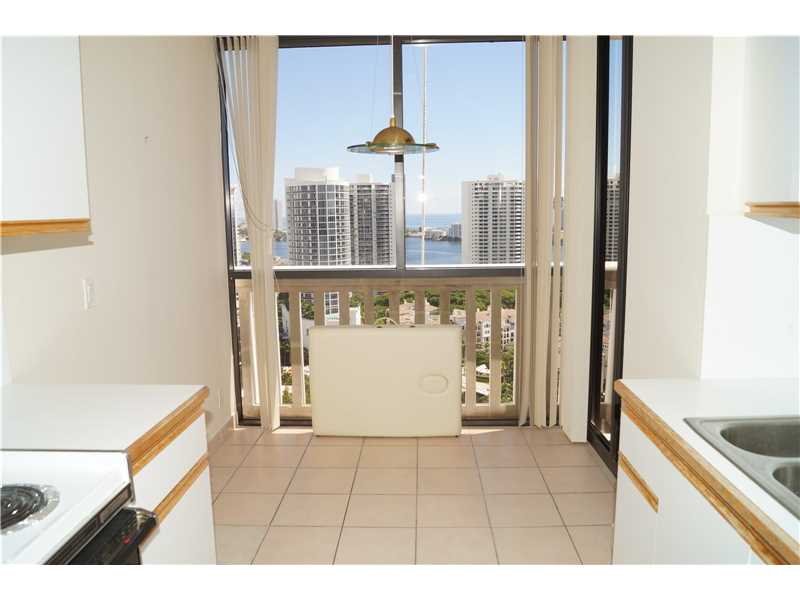 1000 East Island Blvd, Aventura, FL 33160