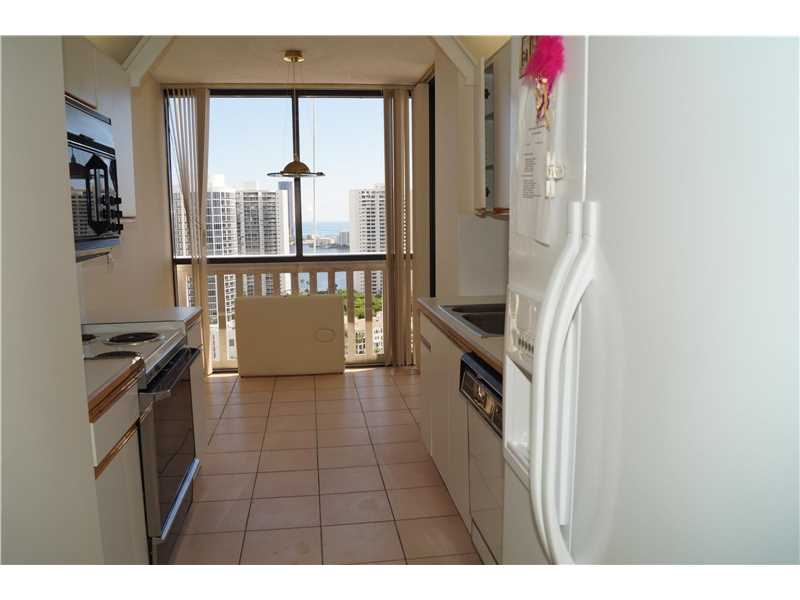 1000 East Island Blvd, Aventura, FL 33160