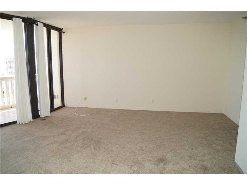 1000 East Island Blvd, Aventura, FL 33160